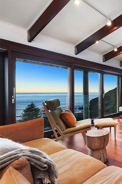 House on steep Slope Flame Zone area