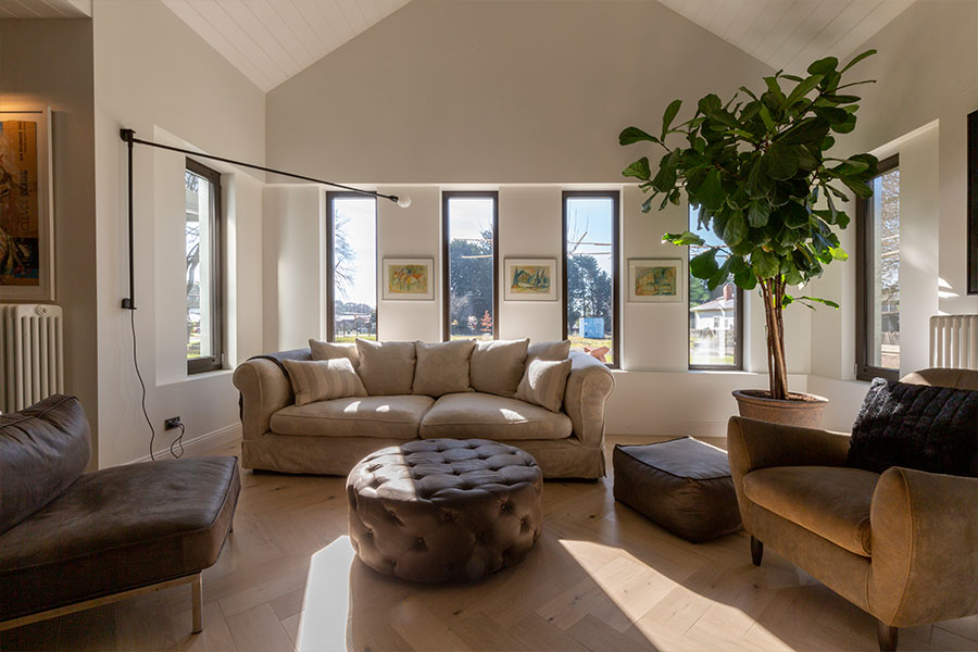 Tilt and turn and fixed windows