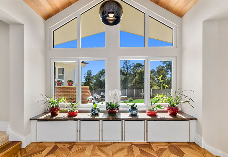 Picture-windows-shaped-with-tilt-and-turn-windows