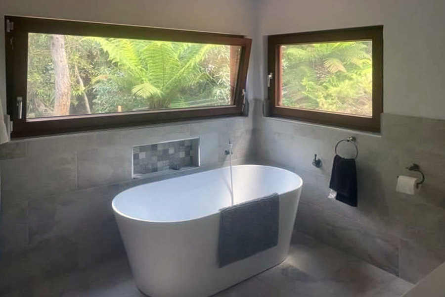 BAL-40-tilt-windows BAL-40-tilt-windows