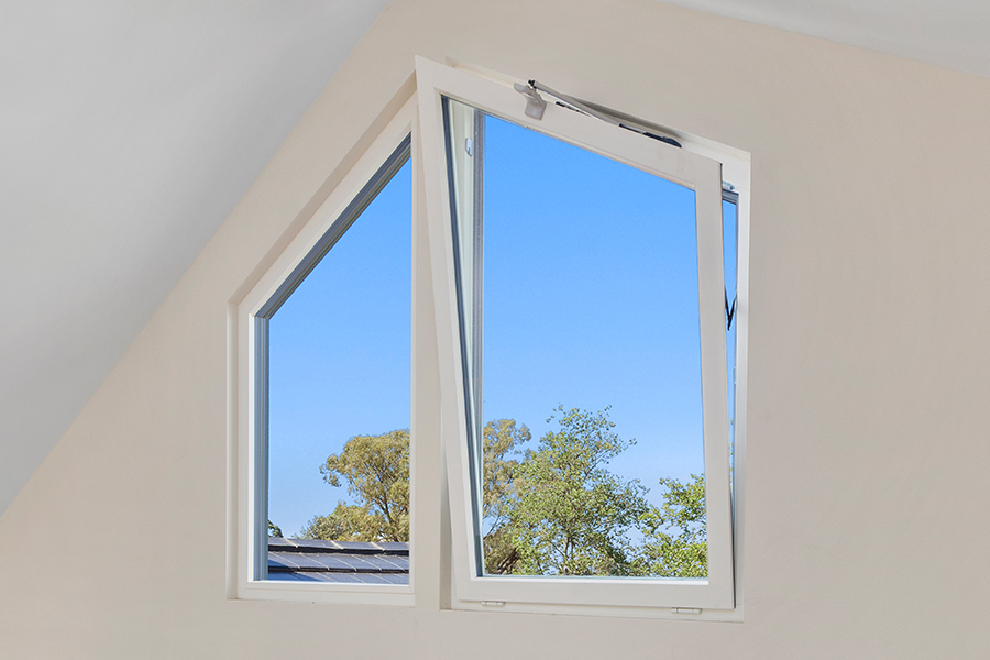 Angled-window-motorised Angled-window-motorised